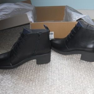 camper wonder bootie